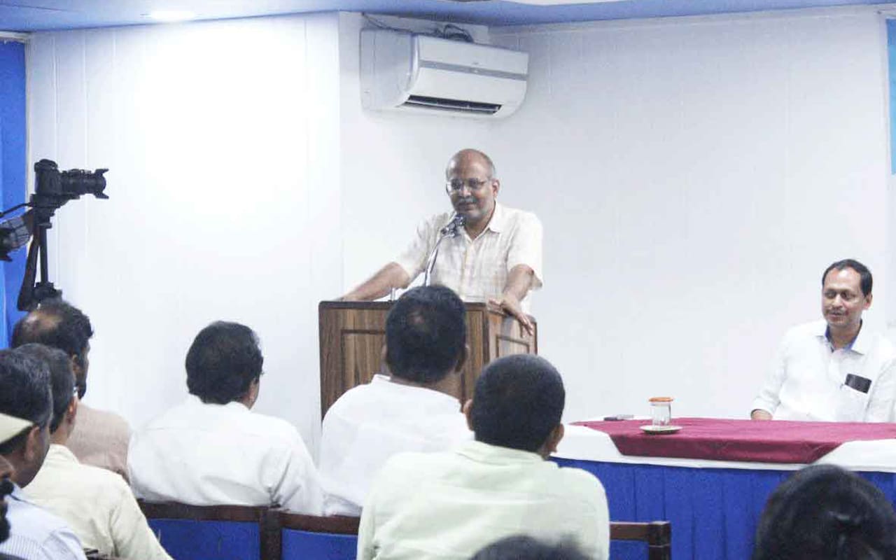 മാജിക്കൽ റിയലിസത്തിൽ മിനഞ്ഞെടുത്ത ഏകാന്തതയുടെ നൂറുവർഷങ്ങൾ