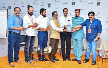 ‘ഞങ്ങൾ അഭയാർഥികൾ’ പ്രകാശനം ചെയ്തു